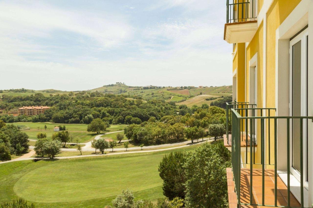 Dolce Camporeal Lisboa Turcifal Luaran gambar View of the golf course